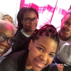 Meet your Posher, Ariel